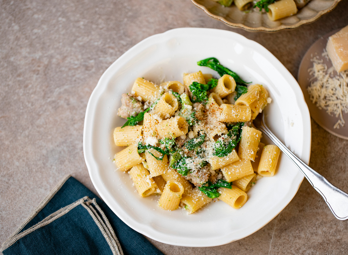 Pasta con cime di rapa et saucisse