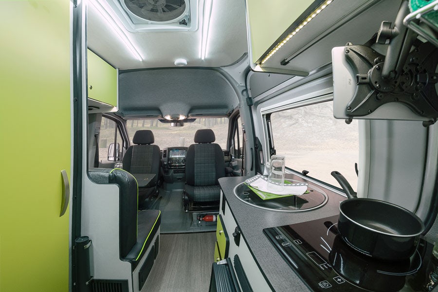 Winnebago Revel Suter Usa Wohnmobile