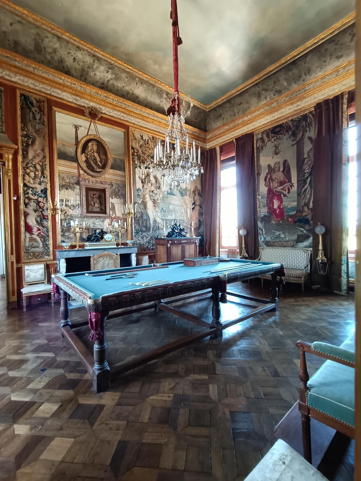 Billard d'époque Louis XIV, ébène et acajou