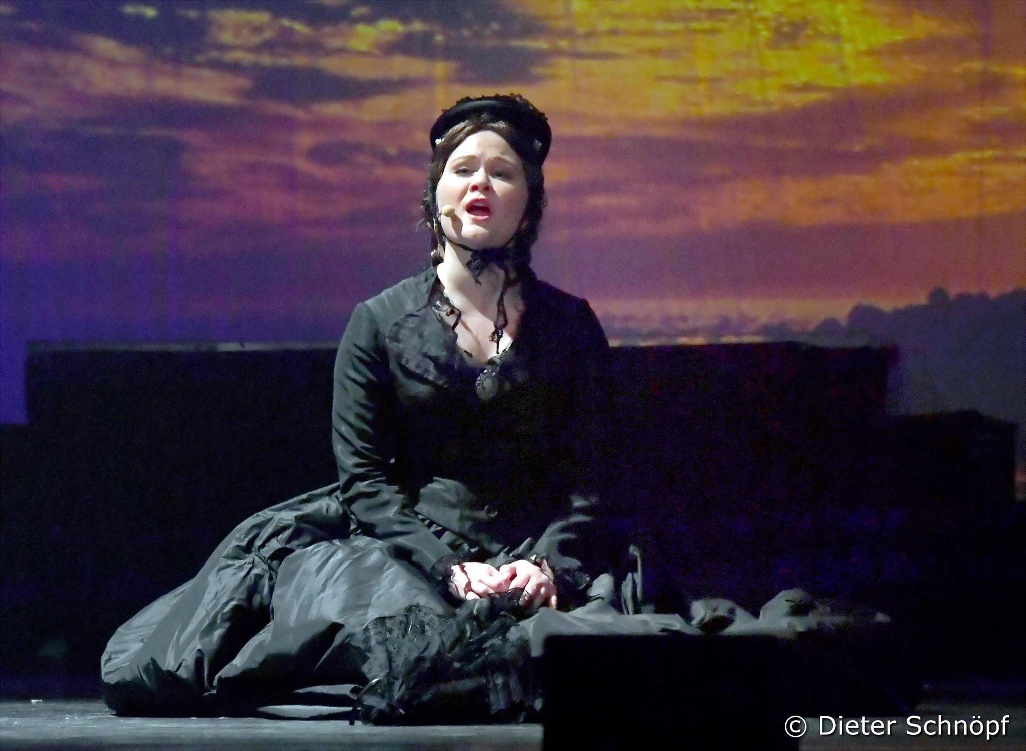 Aus dem Musical Elisabeth in der Rolle der alten Elisabeth