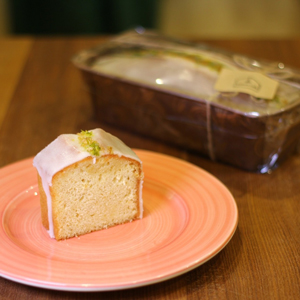 生口島産レモンのケーキ