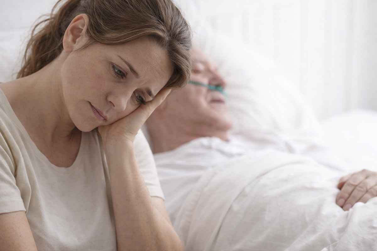 ÜBERLASTUNG PFLEGENDER ANGEHÖRIGER – WENN PFLEGE AN DIE EIGENEN GRENZEN STÖSST