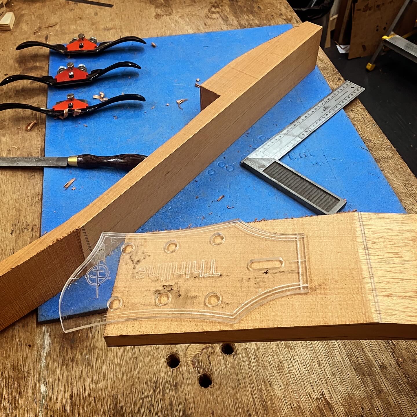 Headstock layout