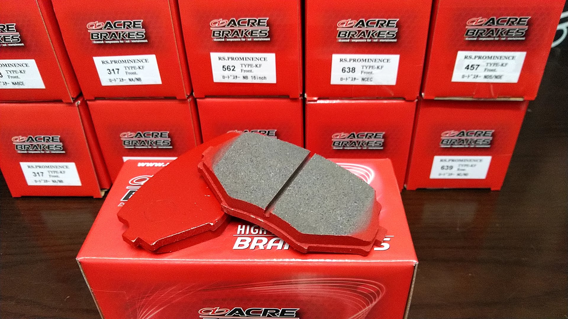 ACRE アクレ ブレーキパッド レーシングプロ フロント用 カローラフィールダー NZE141G NZE144G H18.10〜H24.5 1.5L ACRE アクレ ブレーキパッド レーシングプロ フロント用 ルノー