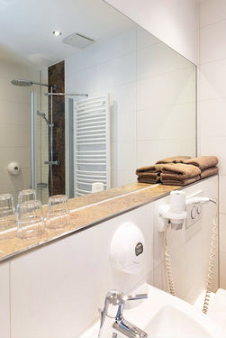 Superior-Doppelzimmer Bad