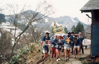 平丸地区の春祭り