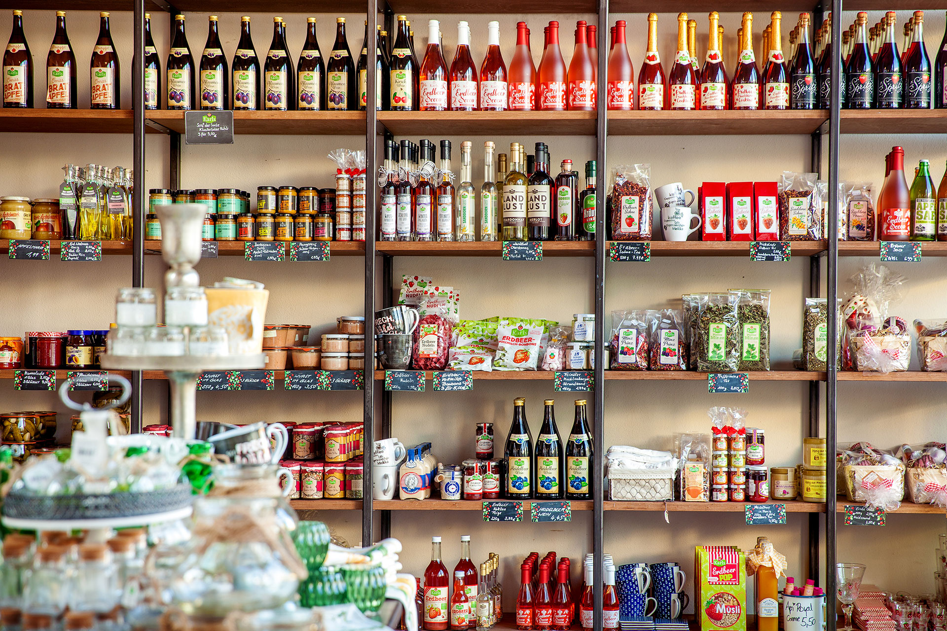 Karls Shop neben dem Barbycafé