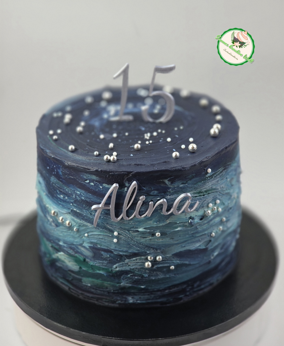 Universum Cake 