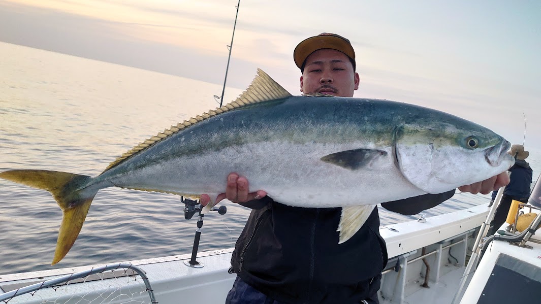 4/18　キャスティングで巨鰤と小鰤　更新中