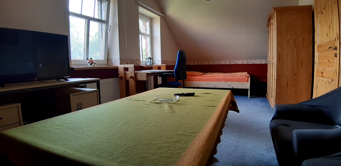 Zimmer 1