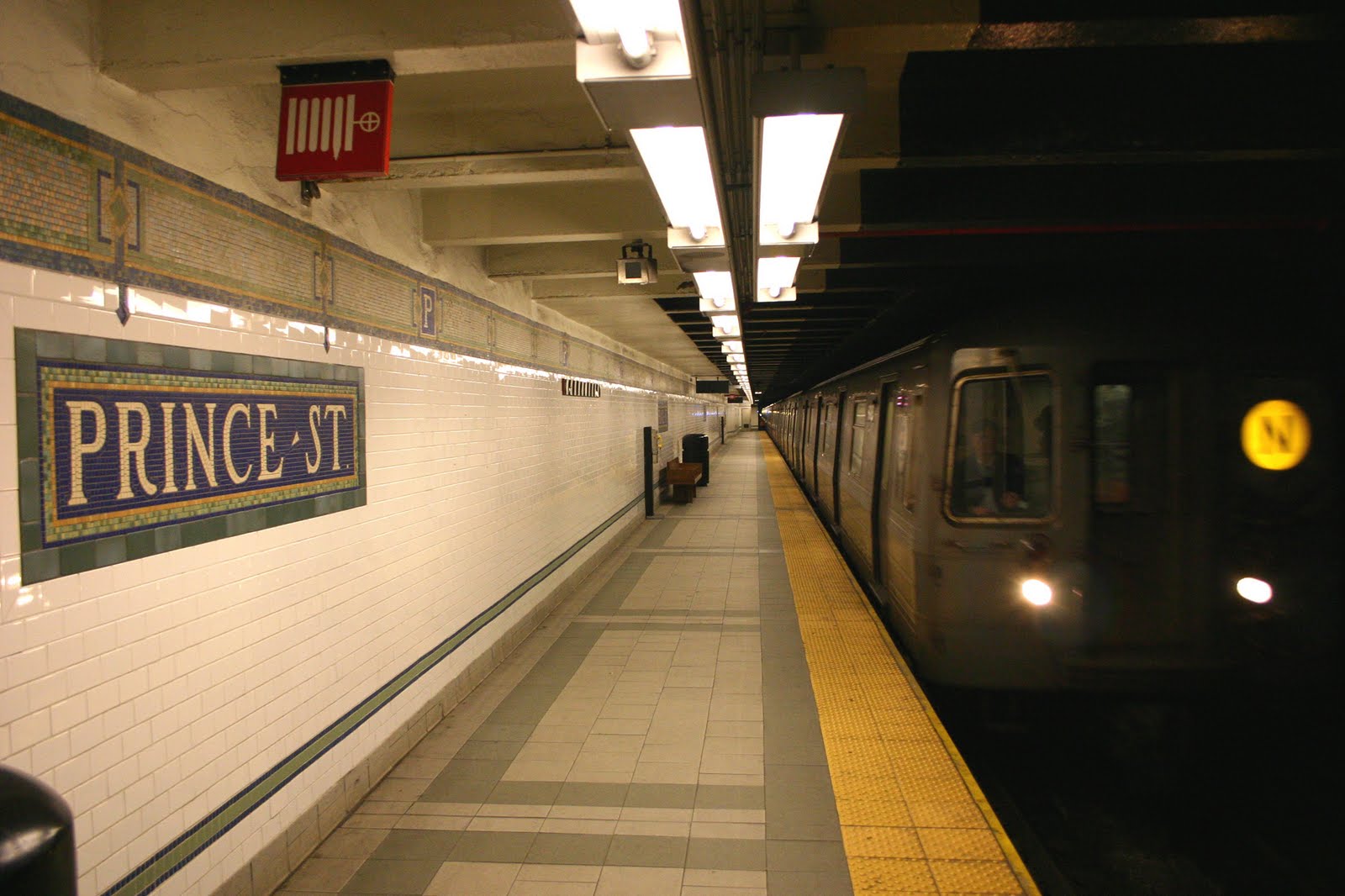 PRINCE STREET SUBWAY STATION - NEW YORK CITY 2