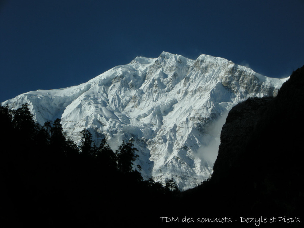 Annapurnas II, 7864 m