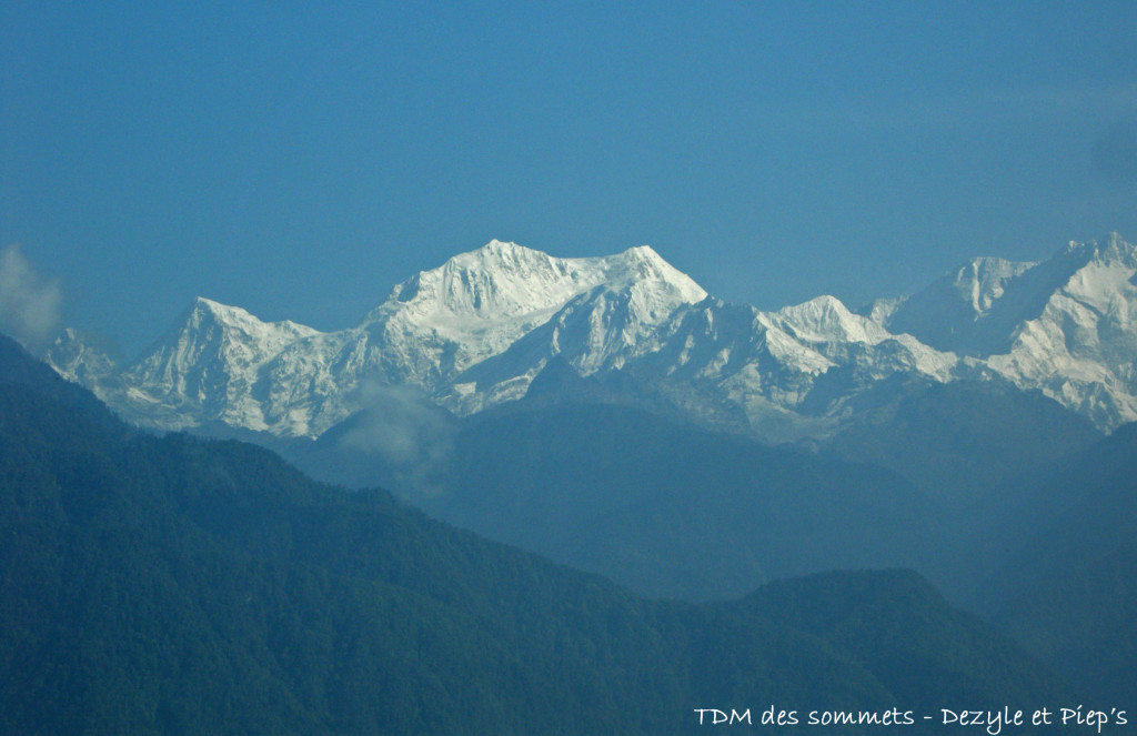 La chaine du Kanchendzonga, Pelling