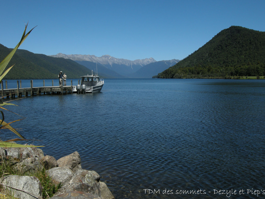 Rotaroa lake