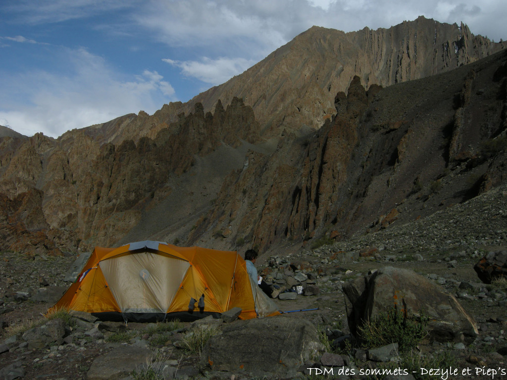 Camp au dessus de Changma