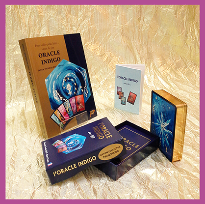 ORACLE INDIGO - PACK avec Jeu collector 60 cartes tranches Or nouvelle version 2019 et Livre 300 pages couleur
