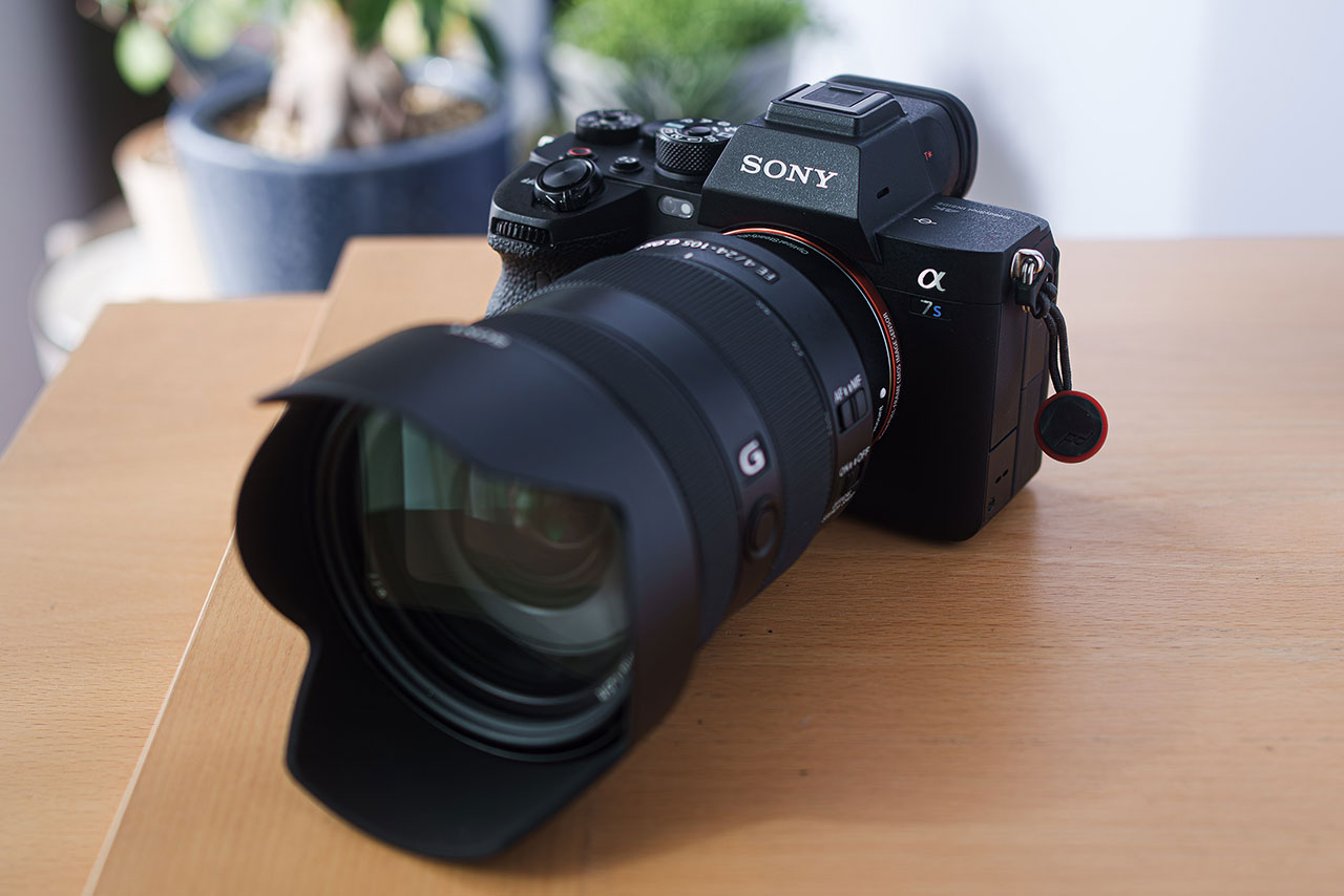 ショット数4490枚】SONY α7IIミラーレス一眼 ズームレンズキット