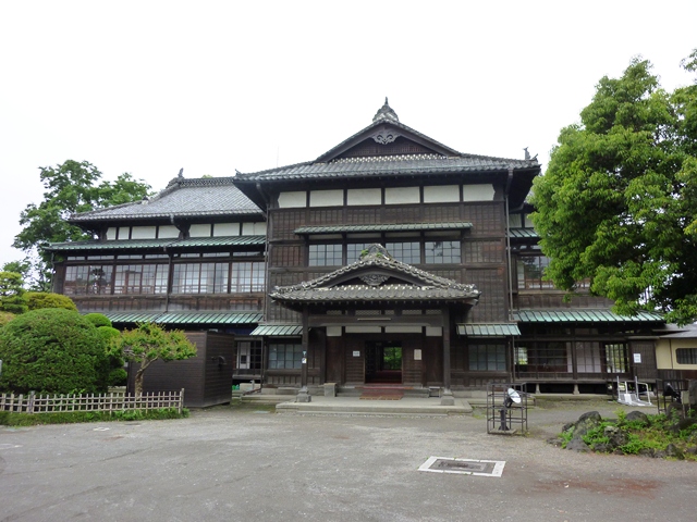 臨江閣