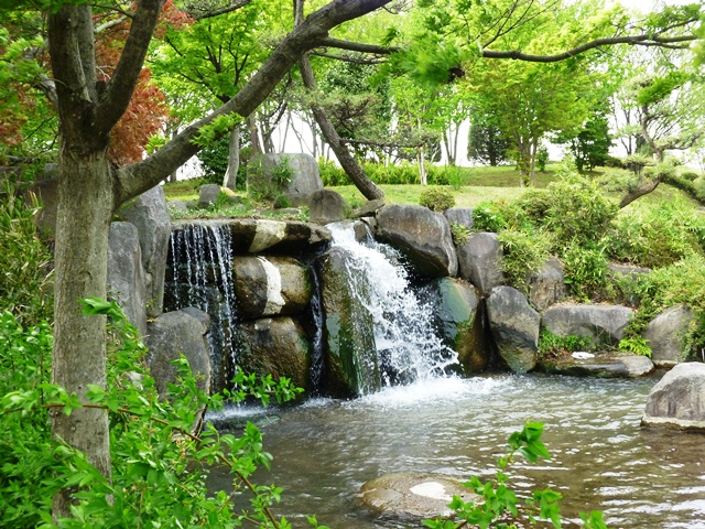 天神東ホタルの里公園