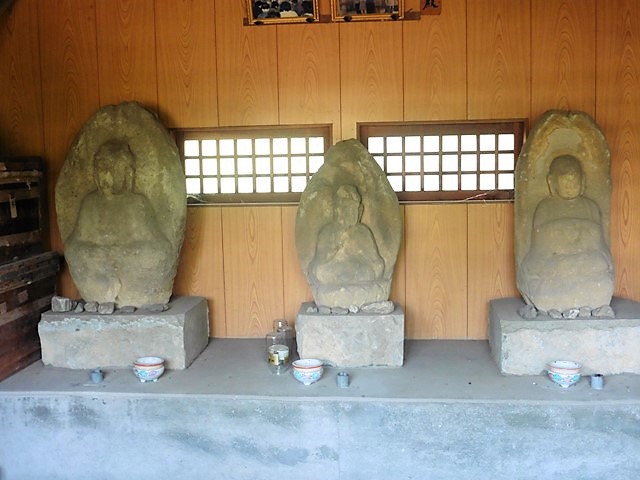 薬師如来・阿弥陀如来・地蔵菩薩（馬庭薬師堂）