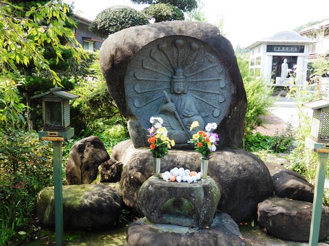 全性寺のゴルフ観音