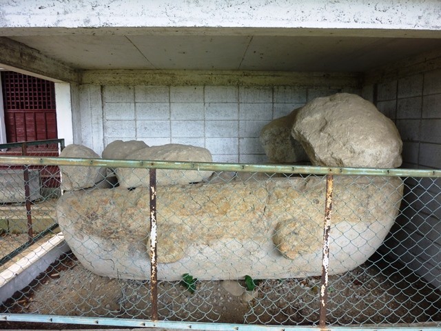 保渡田薬師塚古墳（石棺）