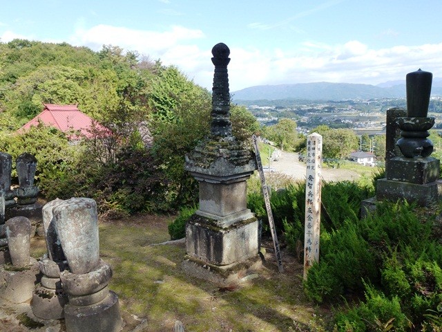 発智為時の墓（東光寺）