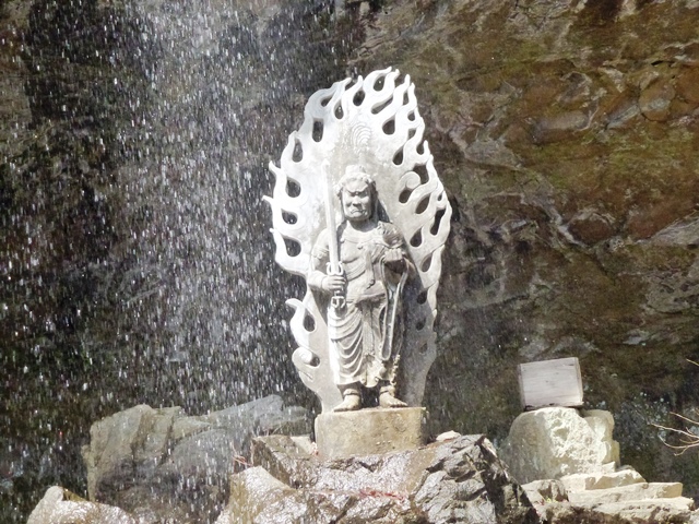 黒瀧山不動寺