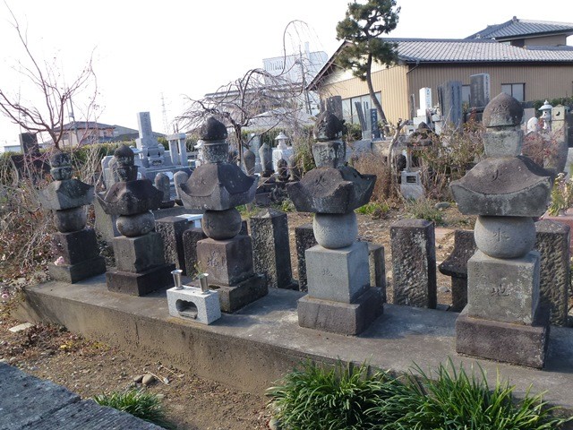 駒井氏累代の墓（竹芳寺）
