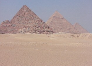 Die Pyramiden auf einen Blick.