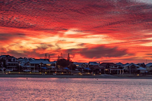 Der Himmel brennt in Bunbury gestern Abend