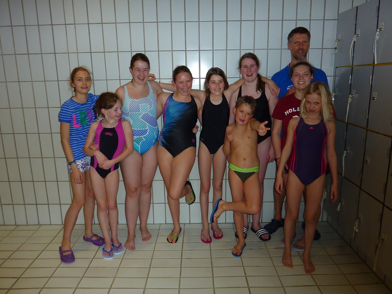 Lena, Lina ,Anna, Kim, Leonie, Johanna, Dirk ,davor Lena ,Tim, Lena Barlet