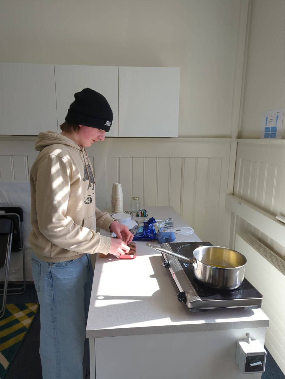 Wir bekochen uns auch gerne und backen oft...v.a. Muffins und Schoggi-Kuchen :) 