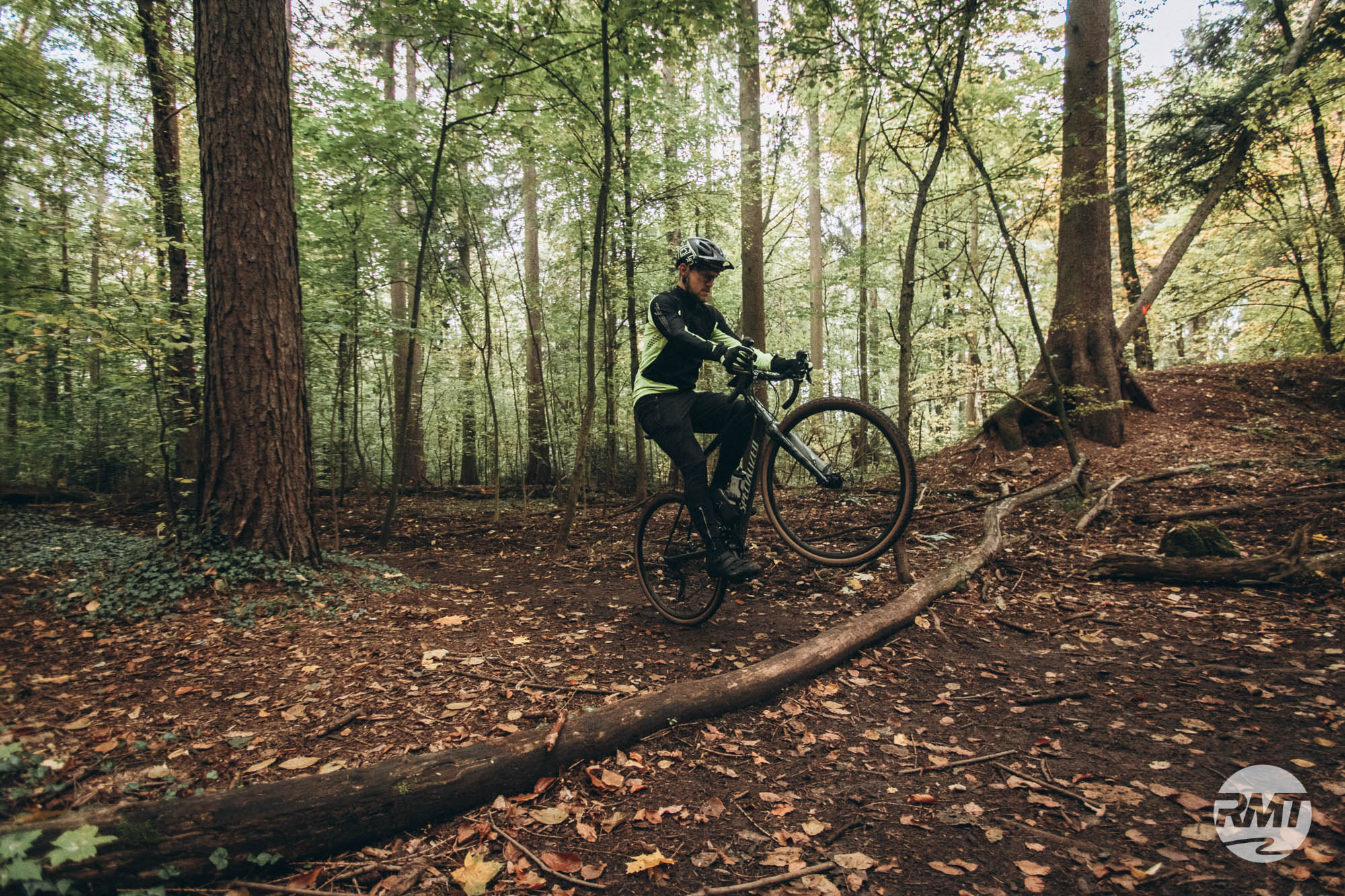 FAHRTECHNIK - Gravelbiken im Gelände