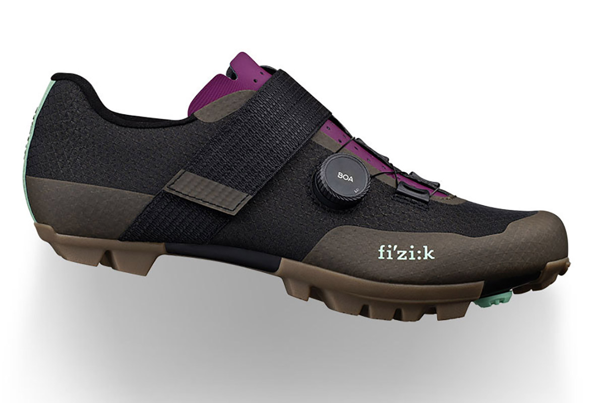 Neue Farbe: VENTO FEROX CARBON Off-Road-Schuh von fi’zi:k