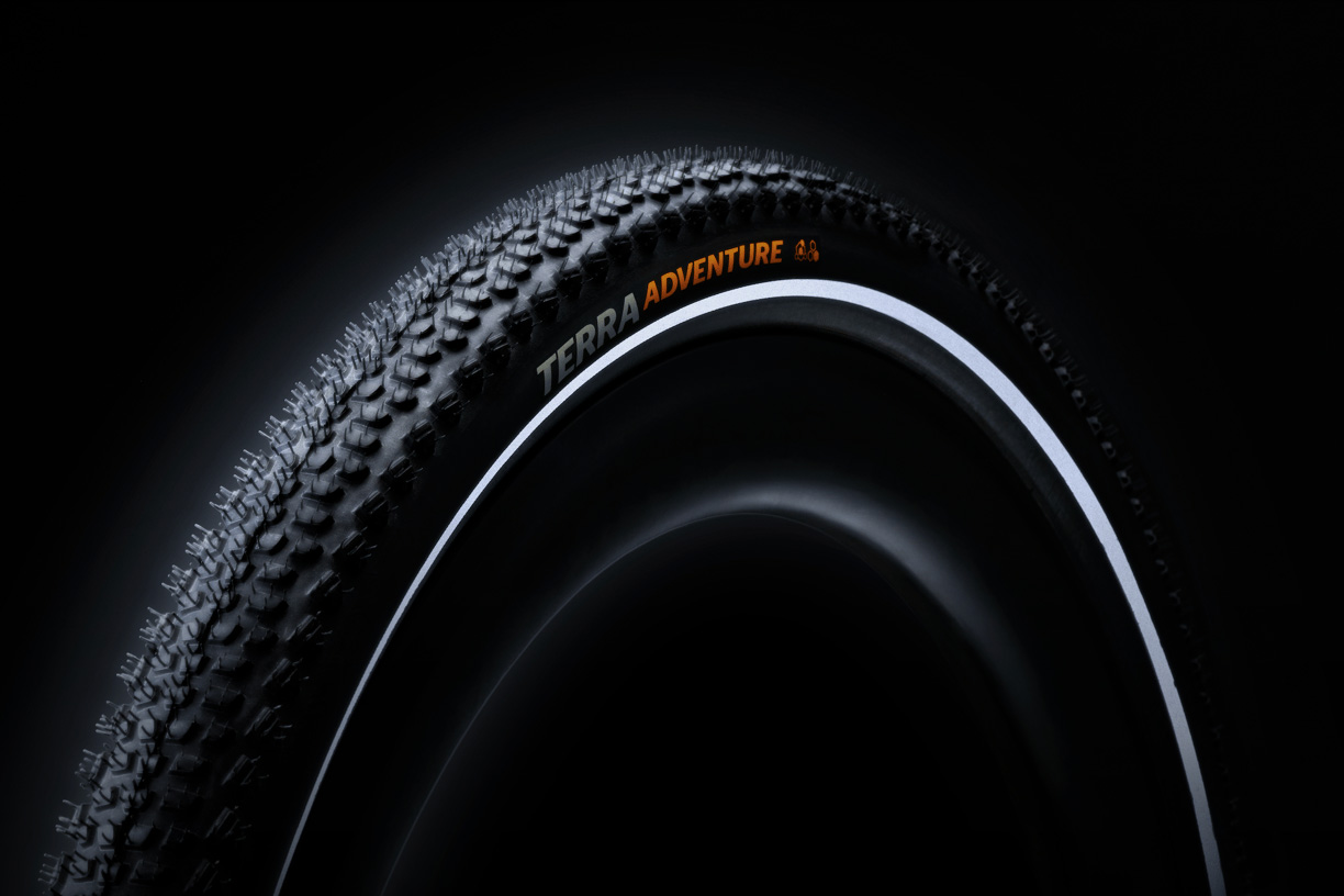 Continental präsentiert den Terra Adventure Graphit-Reflex