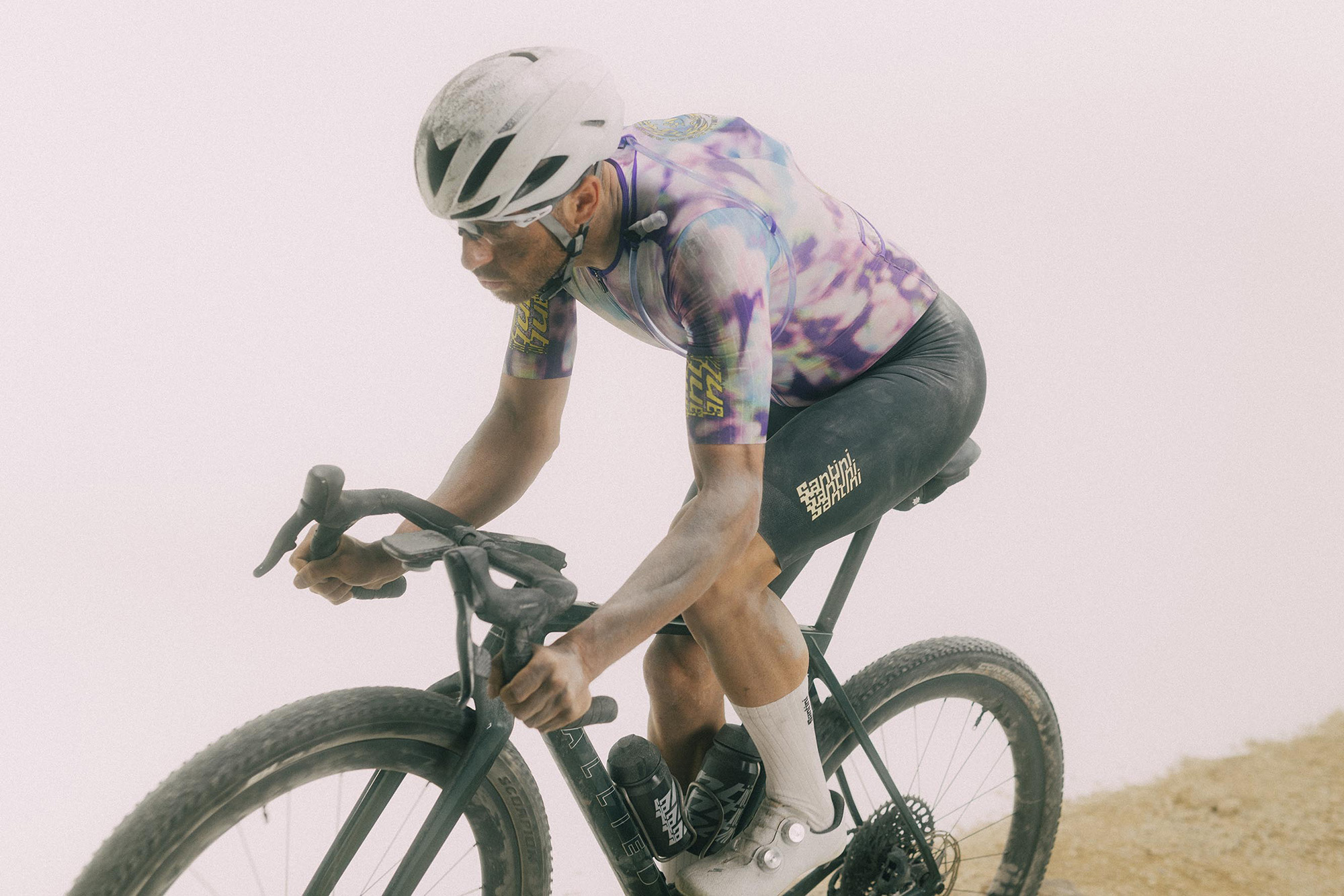 NEUER MADSS GRAVEL-SKINSUIT VON SANTINI