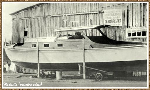 Gujan-Mestras autrefois : Pinasse devant Chantier Naval Marcel Carrère, Bassin d'Arcachon (photo, collection privée)