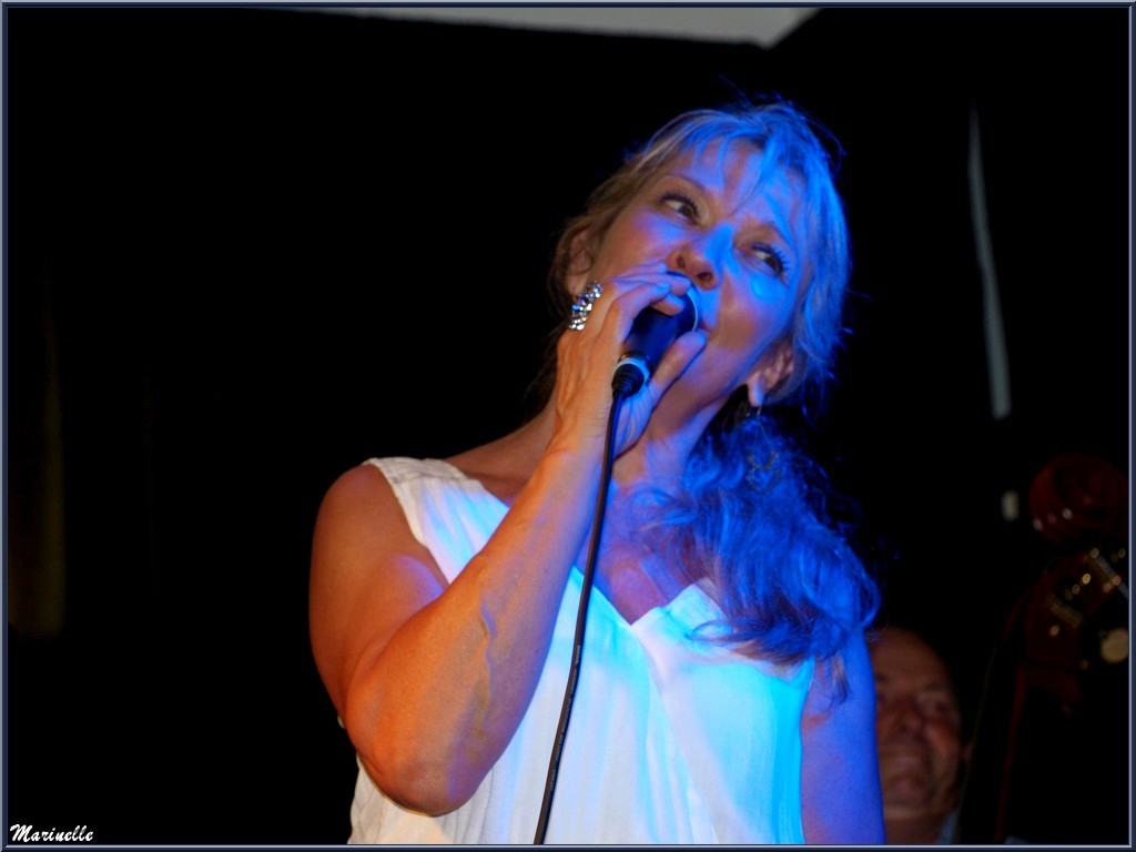 Caroline Grossot, concert au Baryton à Lanton le 12 septembre 2015