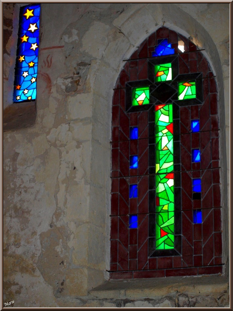 Eglise St Michel du Vieux Lugo à Lugos (Gironde) : vitraux côté Sud