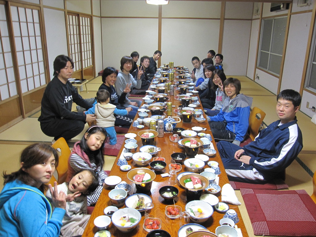 2010年4月　淡路島合宿　夕食風景