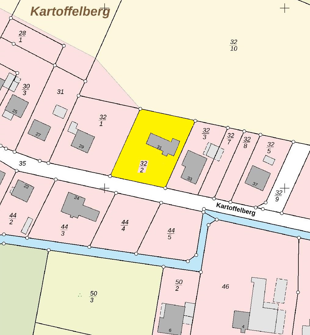 Baulücke mit Abrisshaus in Müden (Aller) - Flettmar