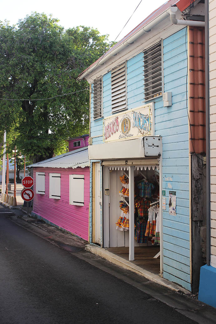 farbenfrohe Häuser in Ste. Anne, Martinique