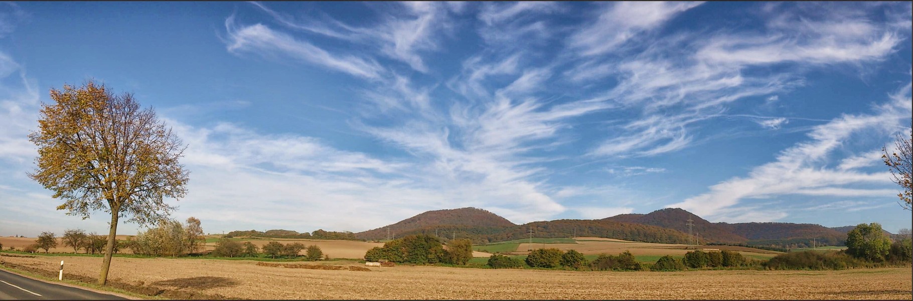 ~ Bild: Panorama-Ansichten der 7 Berge im Leinebergland ~