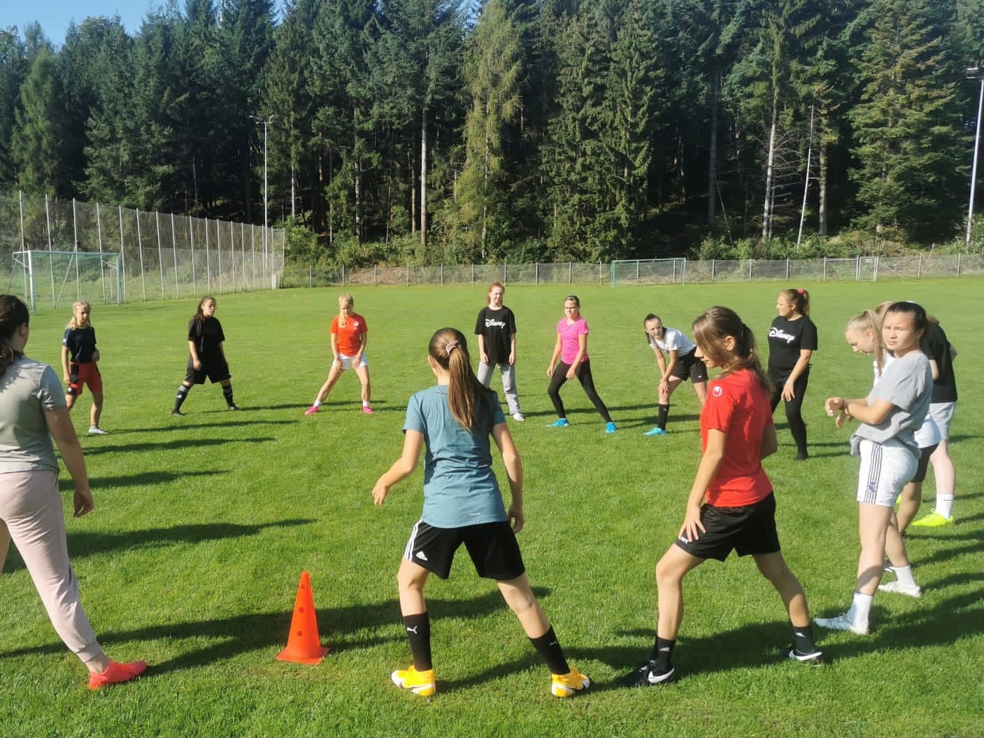 B- Juniorinnen veranstalten Trainingstag