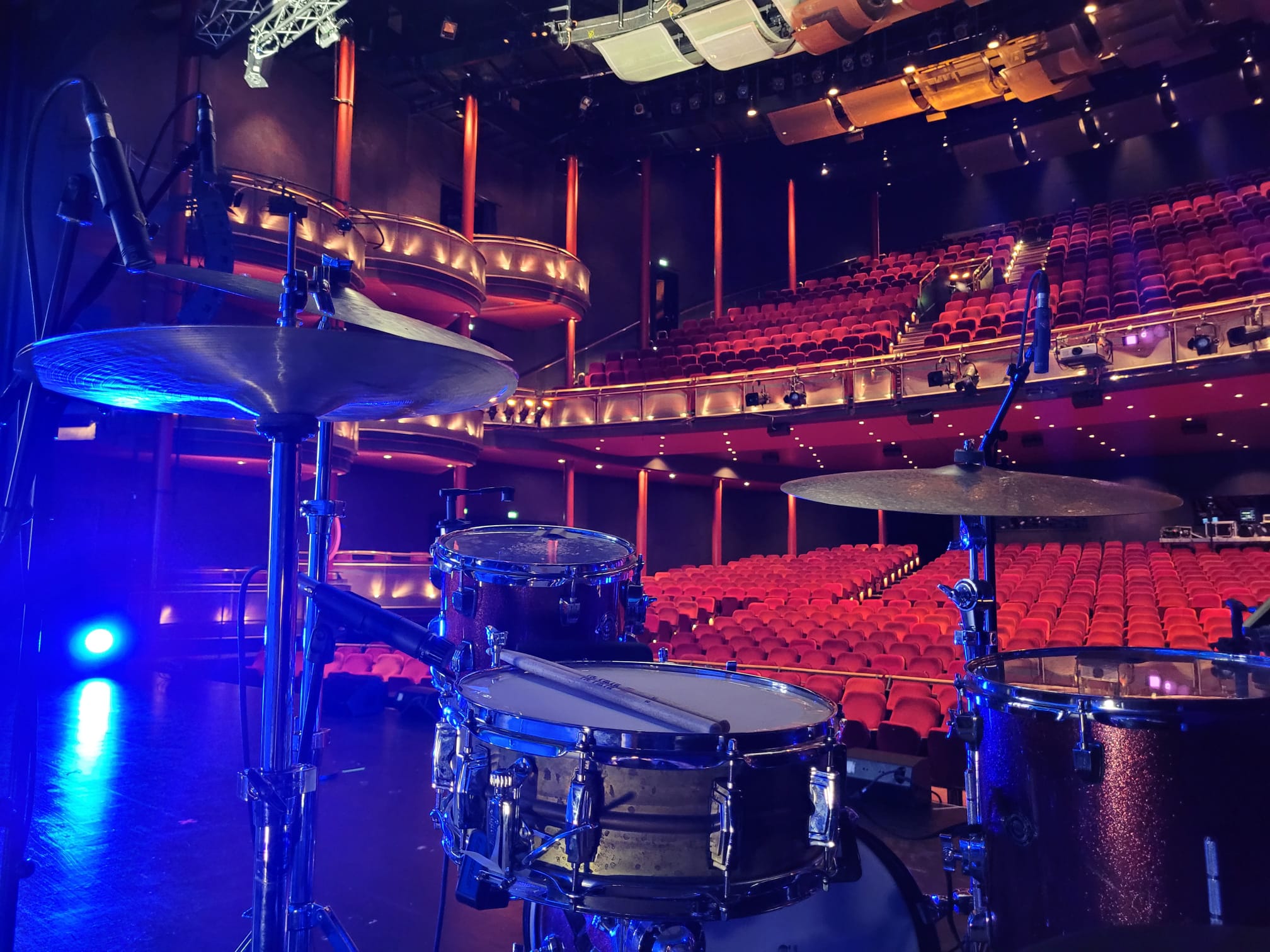 Tourproduktion mit Livemusik und Magie für über 1500 Zuschauer