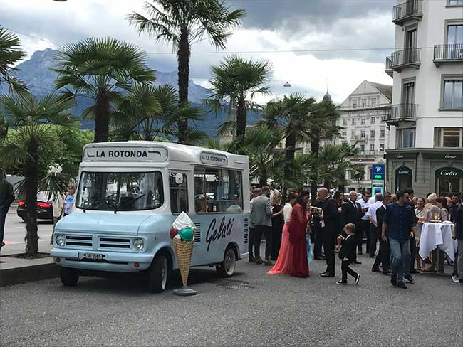 Mobile Gelateria an einer Hochzeit