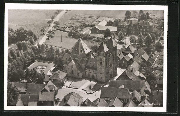 Luftaufnahme der Kirche