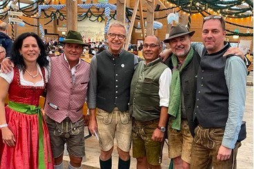 25 Jahre SCHOBER: Grüße von der "Wiesn"!