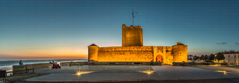 Fouras - Charente Maritime - Fort Vauban - 35 Mpix - tirage 85 cm x 30 cm env. à 300 dpi